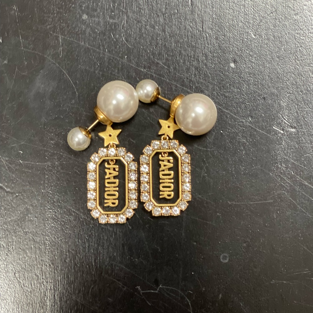 Dior fashion earrings